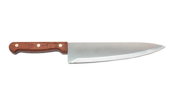Comment entretenir mon couteau de cuisine en bois ?